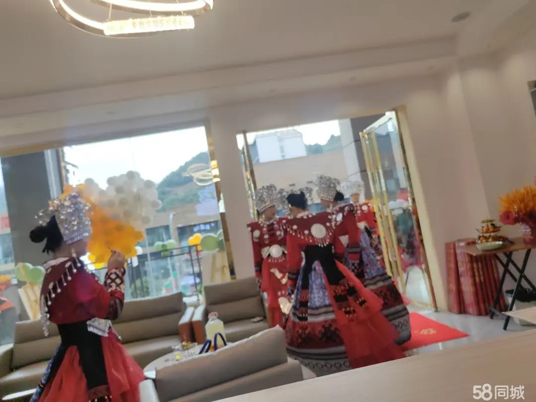 （转让本店新装修，美容院，适合懂美容行业的人，入手可以直接经营